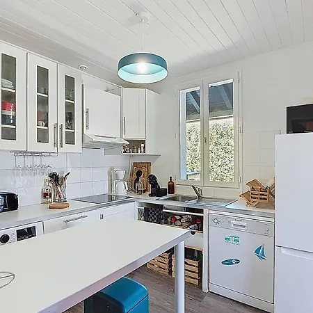 A Vieux-boucau Pour 10 Pers, Proche Ocean, Avec Terrasse - Fr-1-857-4 فيلة